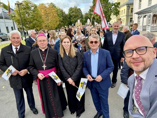 Rietavo kraštiečių susitikime – kvietimas grįžti į Lietuvą