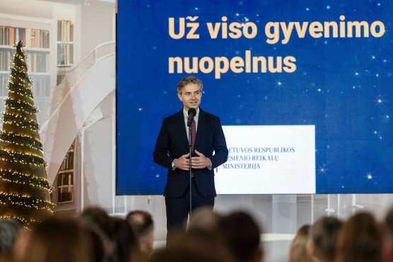 Globalios Lietuvos apdovanojimas „Už viso gyvenimo nuopelnus“ – generolui majorui Jonui Kronkaičiui