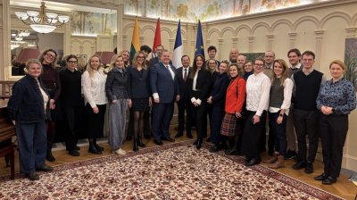 Užsienio reikalų viceministras Taurimas Valys susitiko su Prancūzijos lietuvių bendruomene