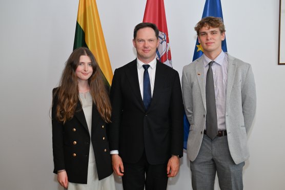 Viceministras K. Vaitiekūnas susitiko su jaunaisiais diasporos lyderiais: „Ryšys su Lietuva –...